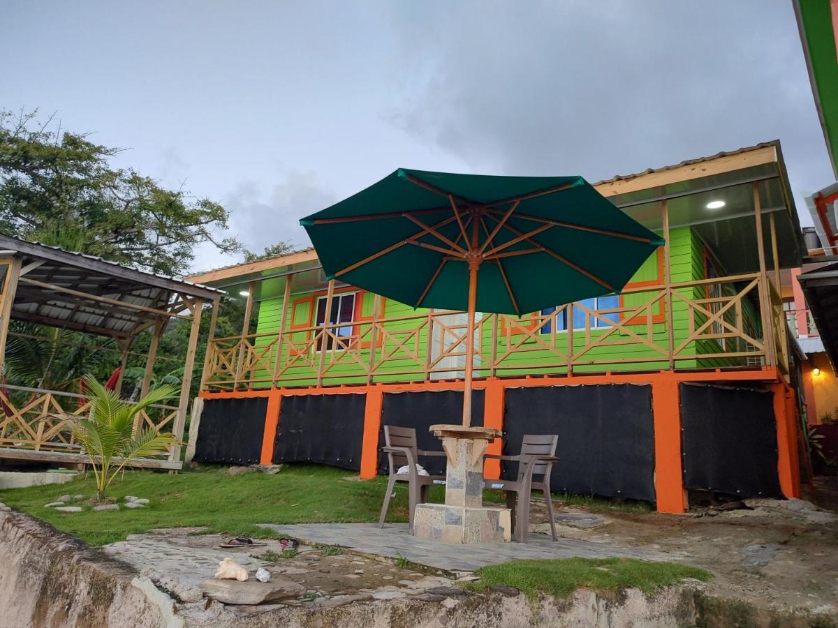 Cabanas Mister Mac Fresh Water Bay Buitenkant foto