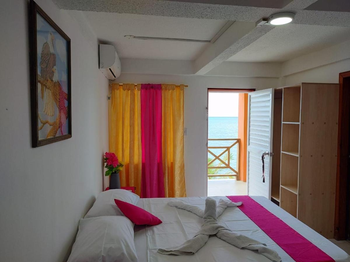 Cabanas Mister Mac Fresh Water Bay Buitenkant foto