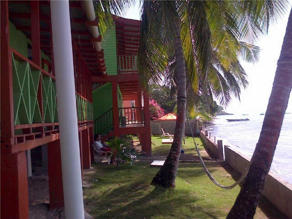 Cabanas Mister Mac Fresh Water Bay Buitenkant foto